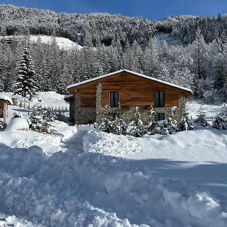 Sabbionaccio & Semesteranläggning (resort) Chiesa in Valmalenco